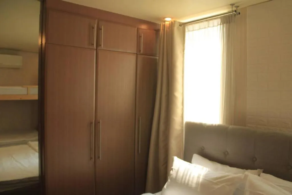 Apartment A2J Luxury 1Br Balcony Suite Near Venice Mall Bgc Manila