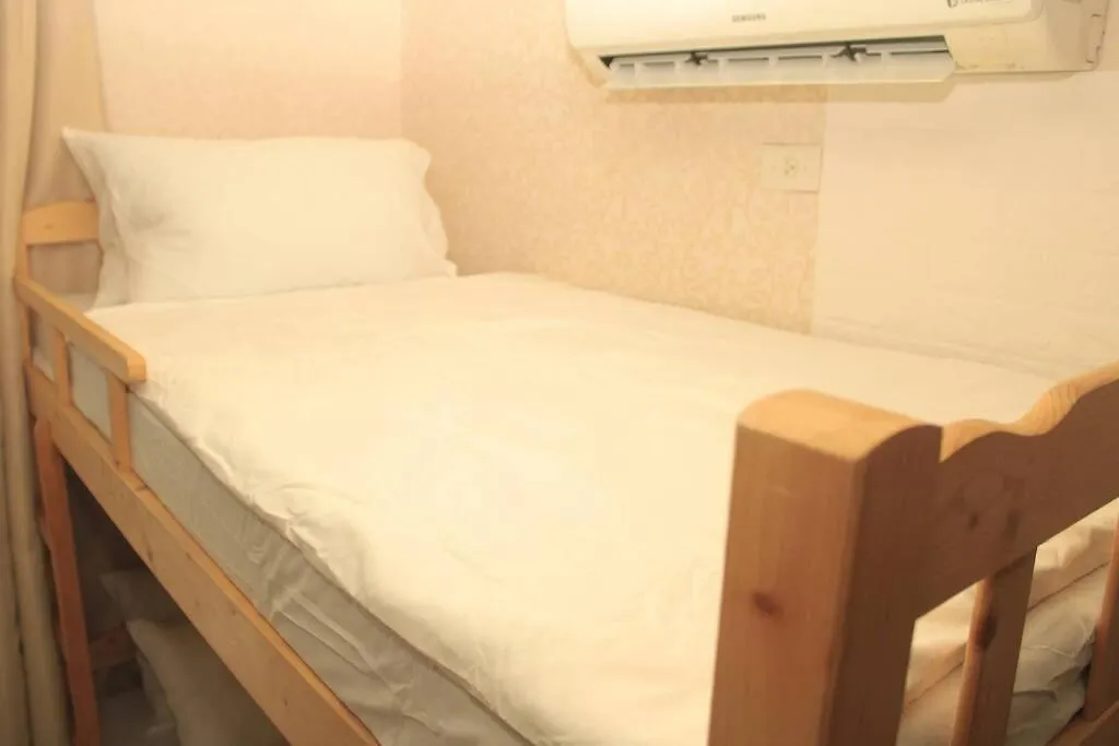 A2J Luxury 1Br Balcony Suite Near Venice Mall Bgc Manila Philippines